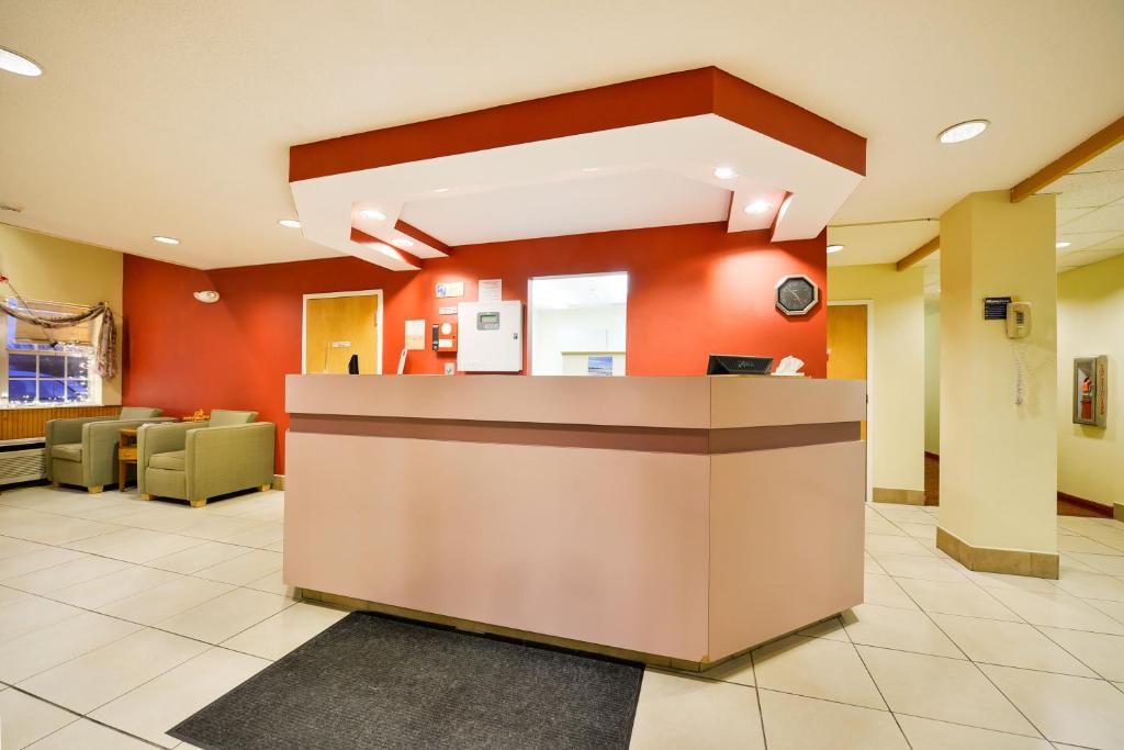 Americas Best Value Inn - East Syracuse Main image 2